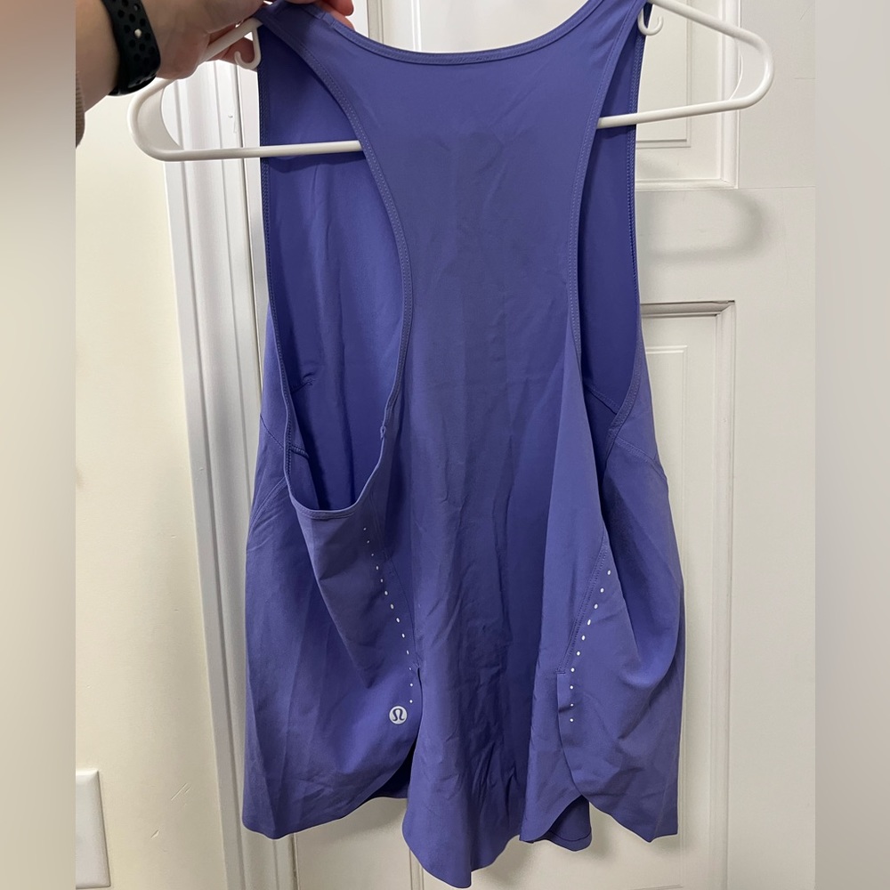 Lululemon Ultralight Running Reflective Tank Size 8 Purple